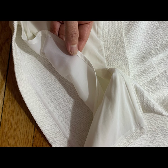 White beautiful banana republic lined skirt - Picture 3 of 4